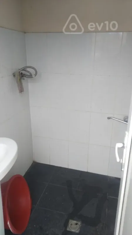 Kirayə verilir 2 otaqlı həyət evi 30 m²