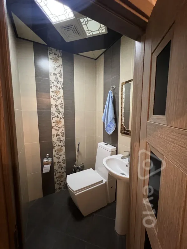 Satılır 3 otaqlı köhnə tikili 90 m²