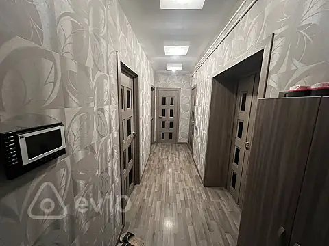 Satılır 3 otaqlı köhnə tikili 90 m² — Bakı, Nizami 3 otaq 90.00 m²