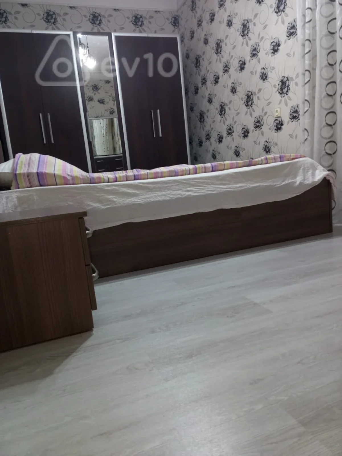 Kirayə verilir 3 otaqlı köhnə tikili 60 m²
