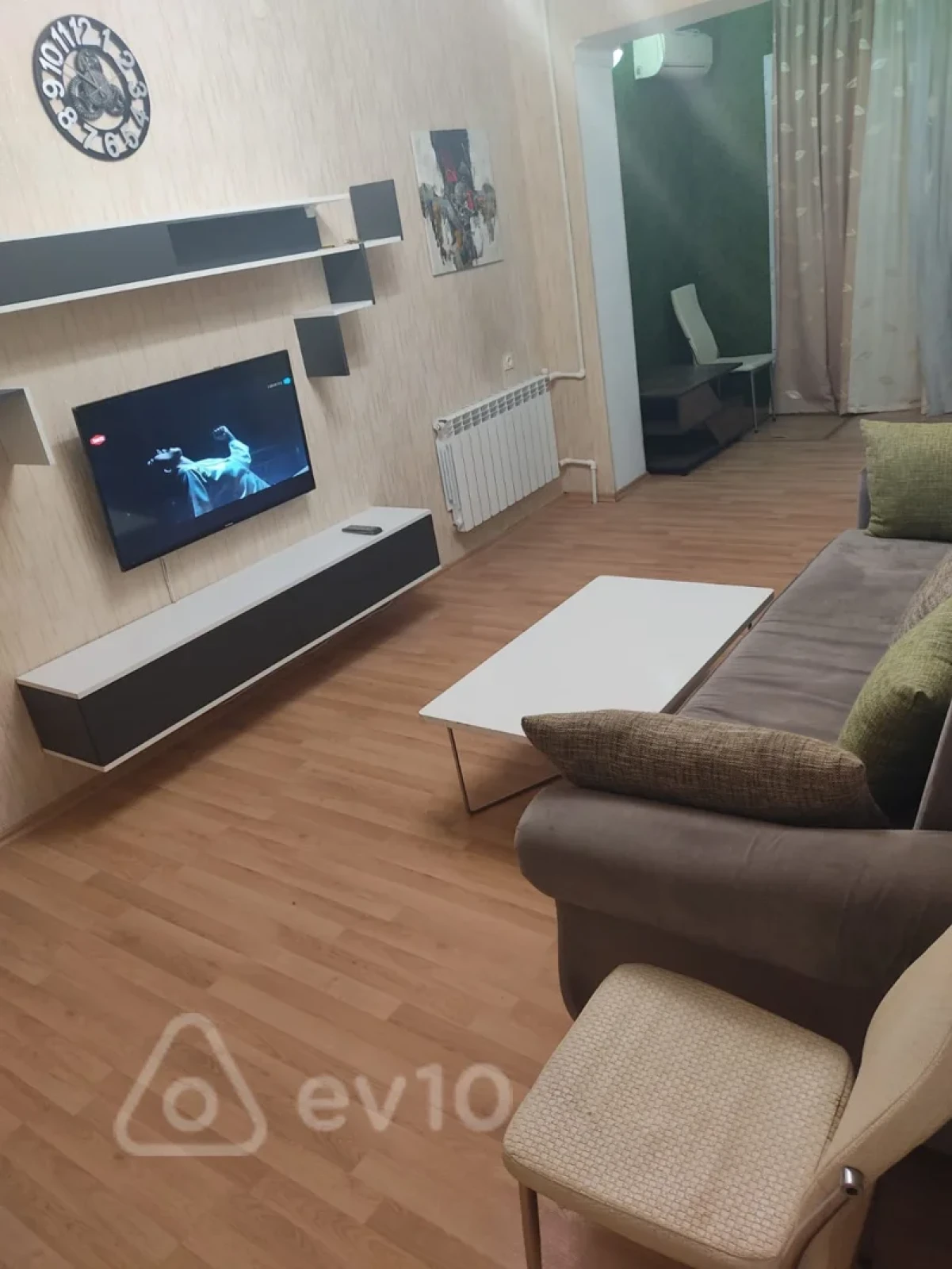 Kirayə verilir 3 otaqlı köhnə tikili 60 m²