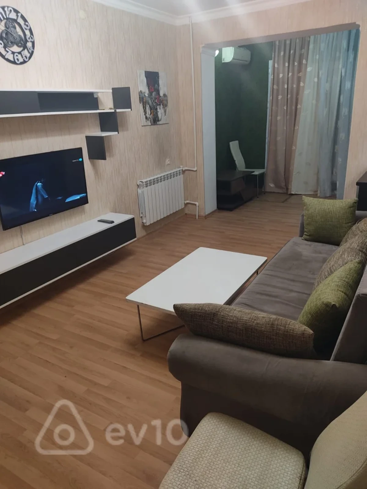 Kirayə verilir 3 otaqlı köhnə tikili 60 m²