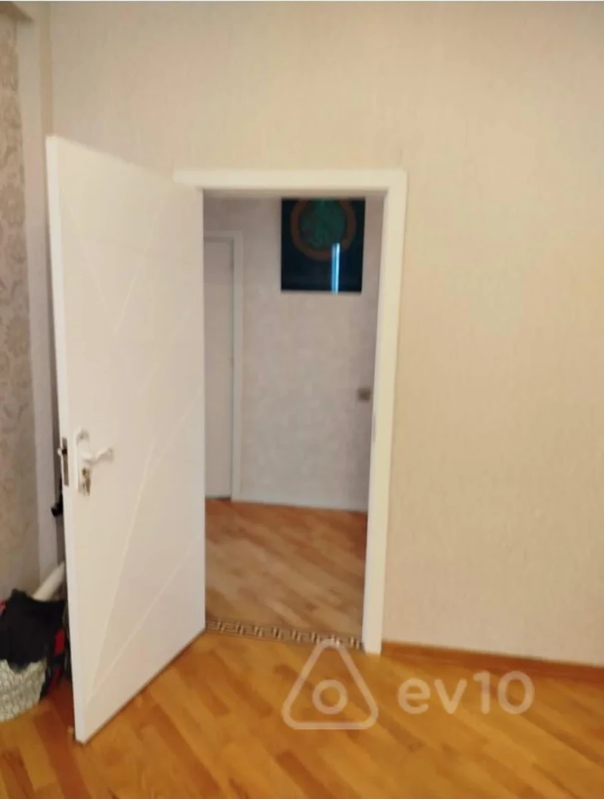 Kirayə verilir 3 otaqlı yeni tikili 120 m²