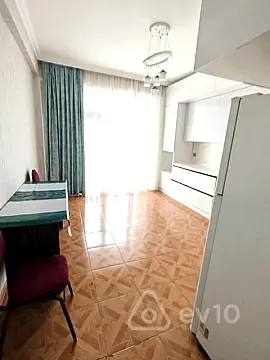 Kirayə verilir 3 otaqlı yeni tikili 120 m²