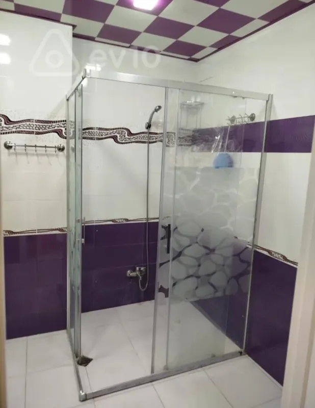 Kirayə verilir 3 otaqlı yeni tikili 120 m²