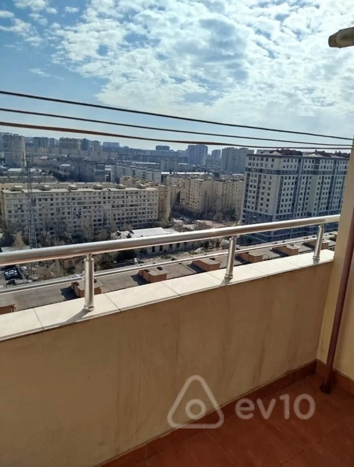 Kirayə verilir 3 otaqlı yeni tikili 120 m²