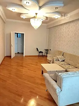 Kirayə verilir 3 otaqlı yeni tikili 120 m²