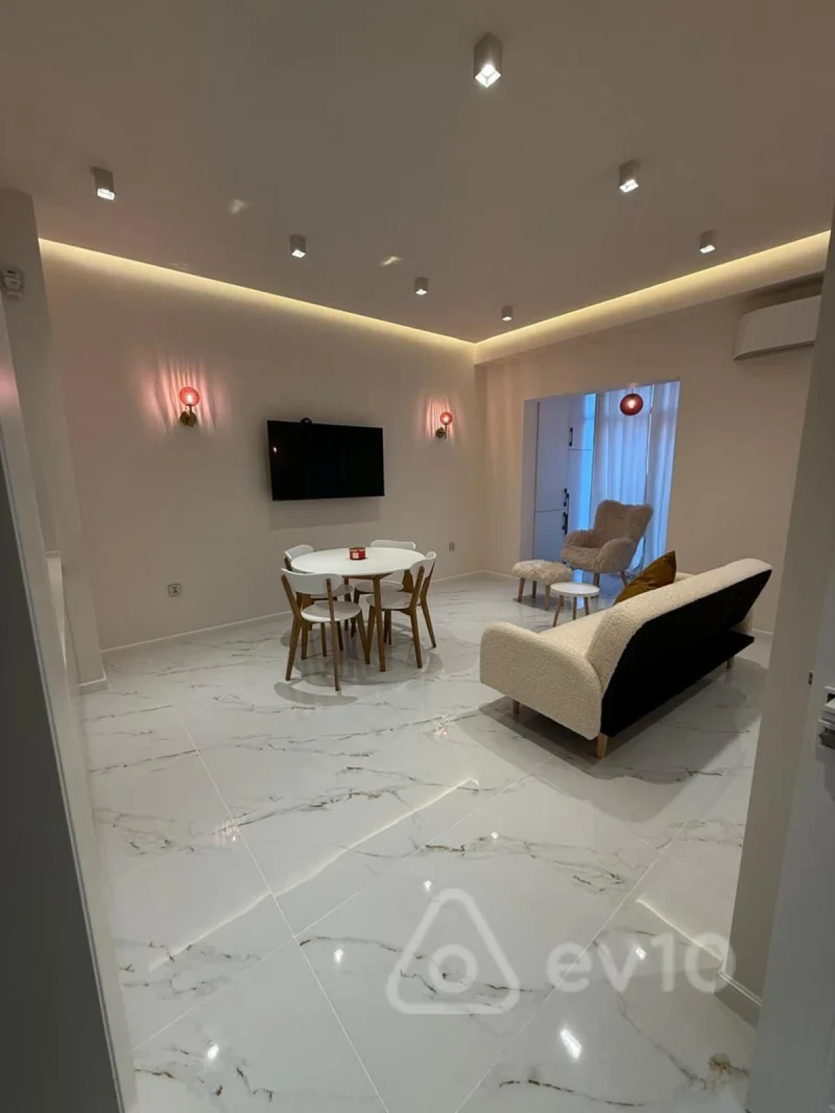 Kirayə verilir 1 otaqlı yeni tikili 40 m²