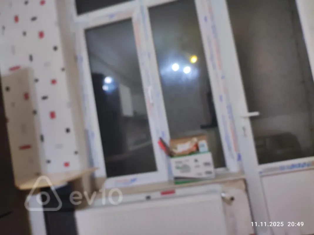 Kirayə verilir 4 otaqlı yeni tikili 130 m²