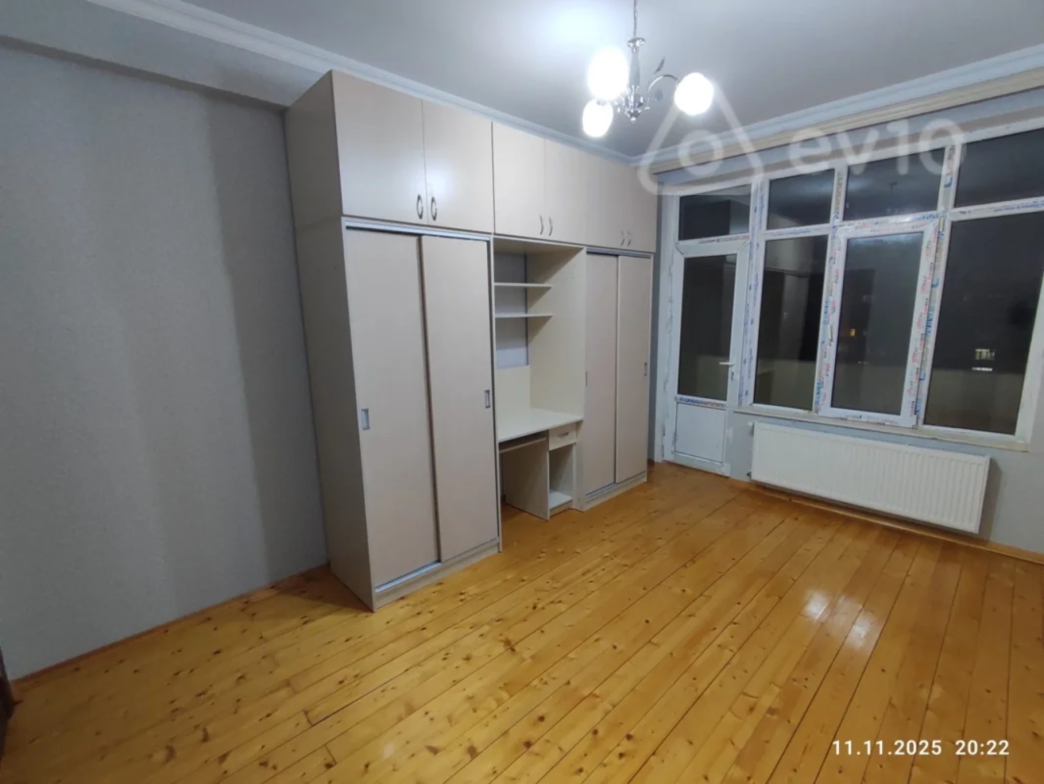 Kirayə verilir 4 otaqlı yeni tikili 130 m²