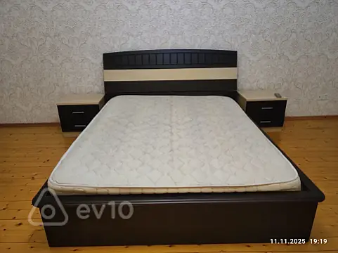 Kirayə verilir 4 otaqlı yeni tikili 130 m²