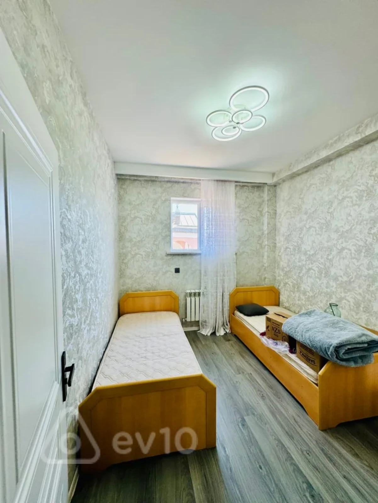 Satılır 3 otaqlı yeni tikili 82 m²