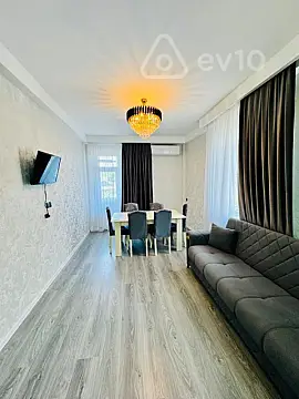 Satılır 3 otaqlı yeni tikili 82 m²