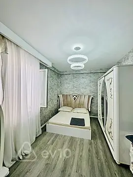 Satılır 3 otaqlı yeni tikili 82 m²