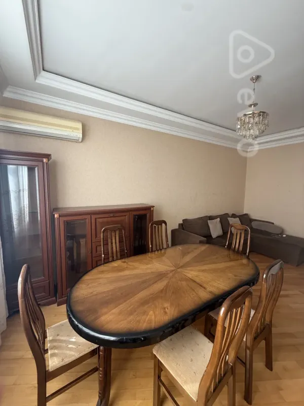 Kirayə verilir 2 otaqlı yeni tikili 60 m²