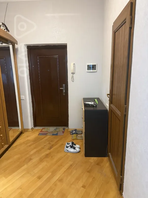 Kirayə verilir 2 otaqlı yeni tikili 60 m²