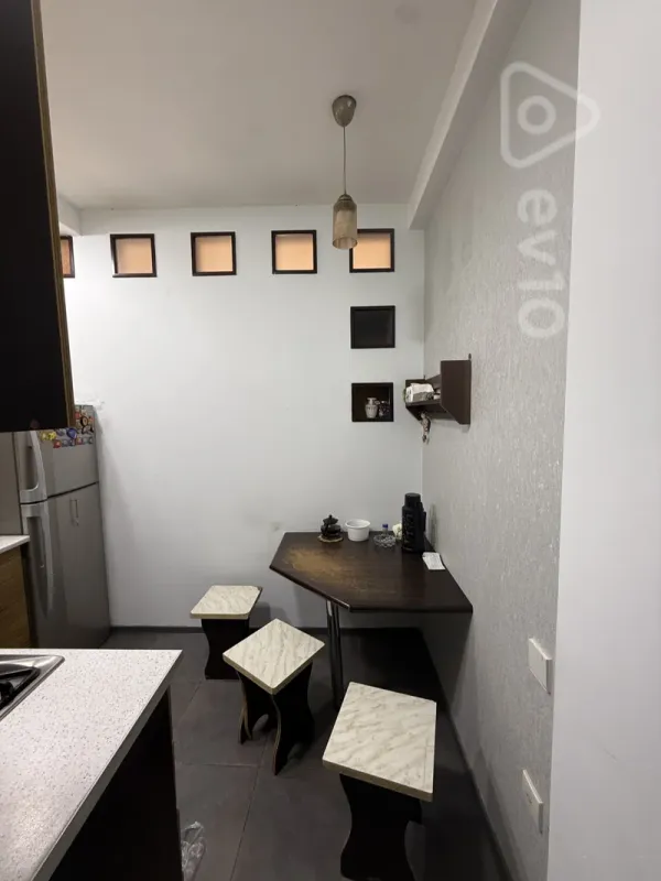 Kirayə verilir 2 otaqlı yeni tikili 60 m²