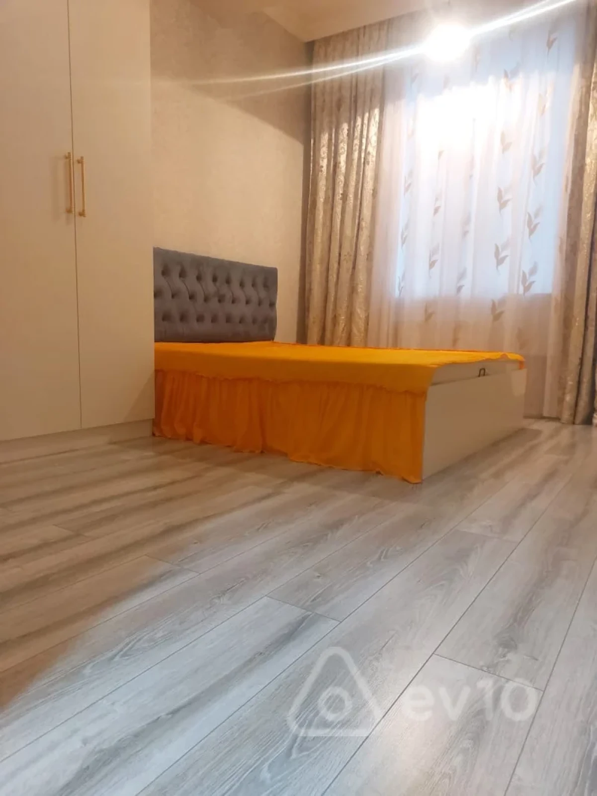 Kirayə verilir 3 otaqlı yeni tikili 67 m²
