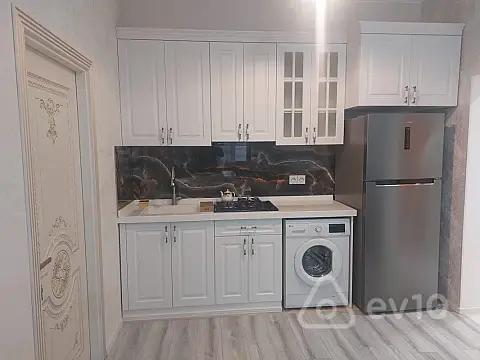 Kirayə verilir 3 otaqlı yeni tikili 67 m²