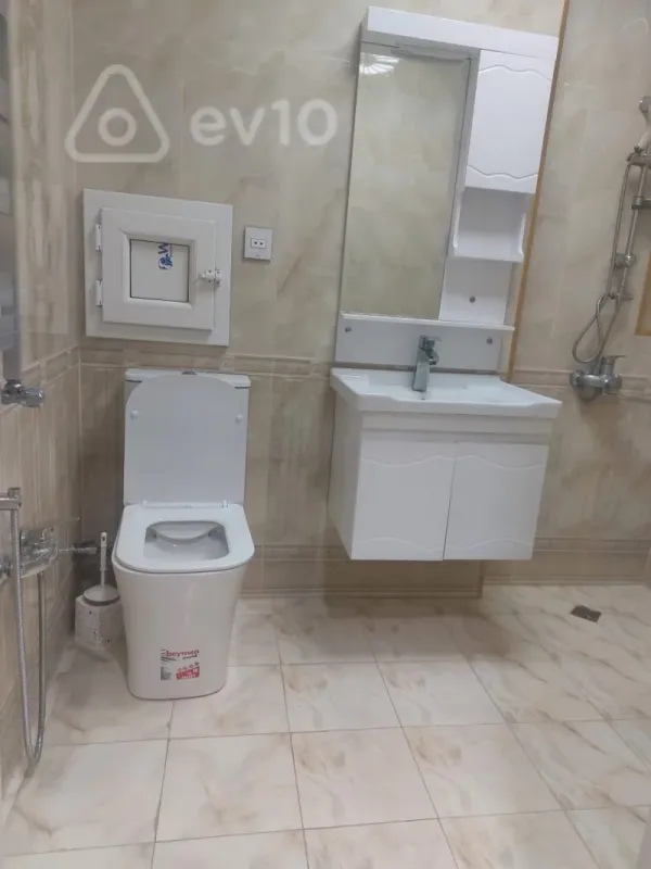 Kirayə verilir 3 otaqlı yeni tikili 68 m²