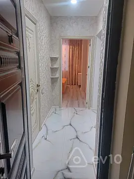 Kirayə verilir 3 otaqlı yeni tikili 68 m²