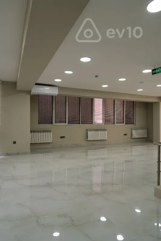 Kirayə verilir mənzil 280 m²