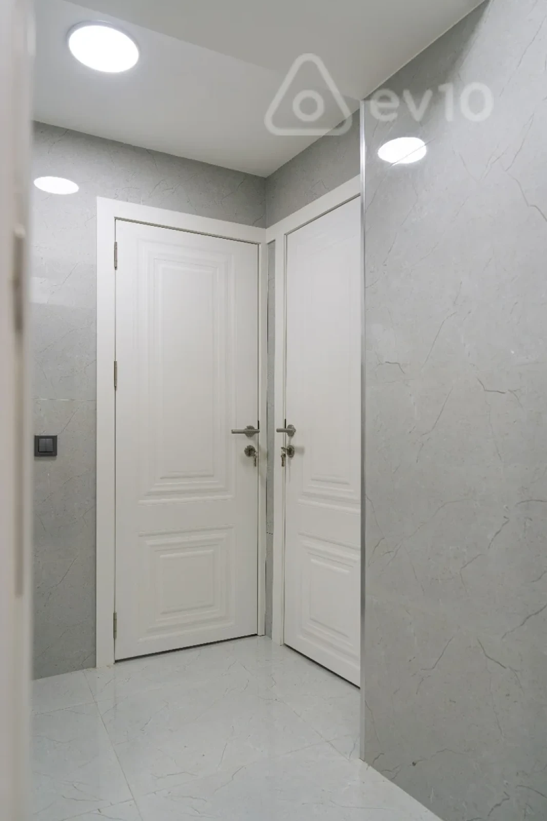 Kirayə verilir mənzil 280 m²