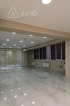 Kirayə verilir mənzil 280 m²