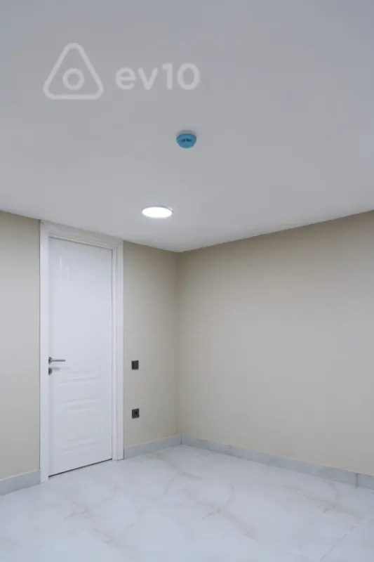 Kirayə verilir mənzil 280 m²