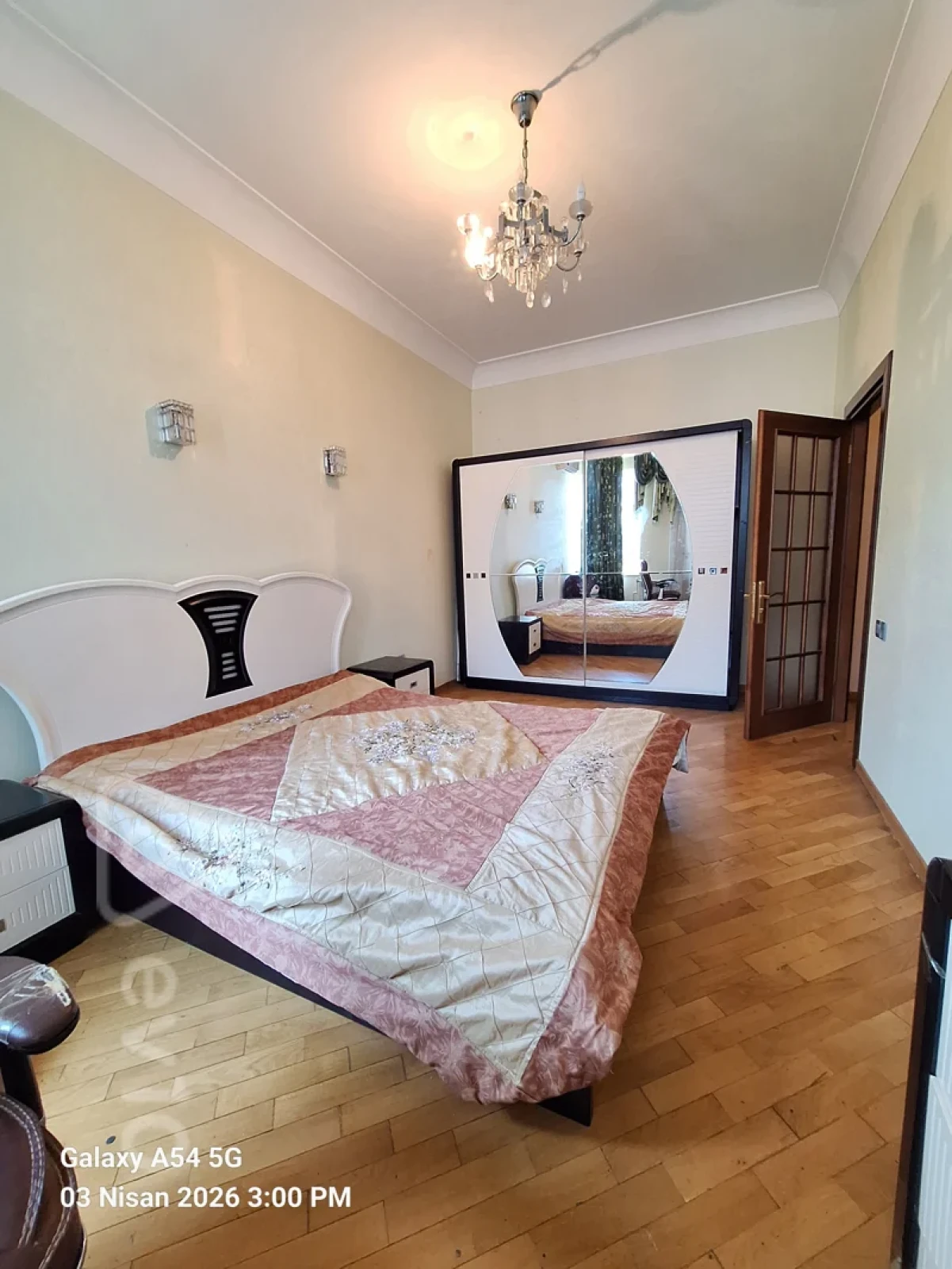 Kirayə verilir 2 otaqlı köhnə tikili 65 m²