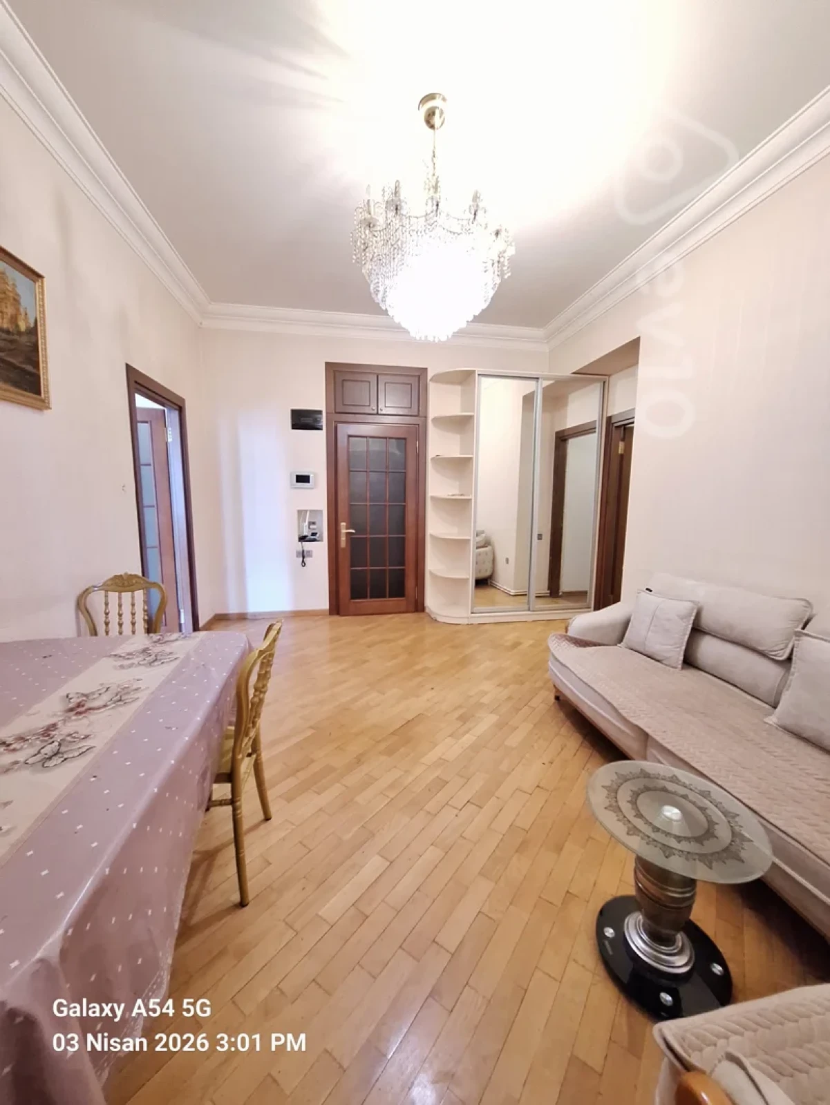 Kirayə verilir 2 otaqlı köhnə tikili 65 m²