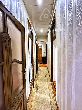 Satılır 3 otaqlı köhnə tikili 75 m²