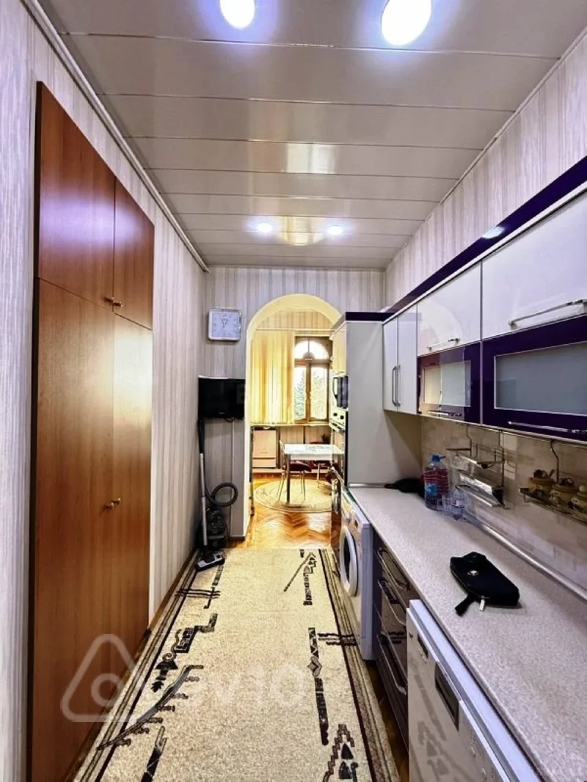 Satılır 3 otaqlı köhnə tikili 75 m²