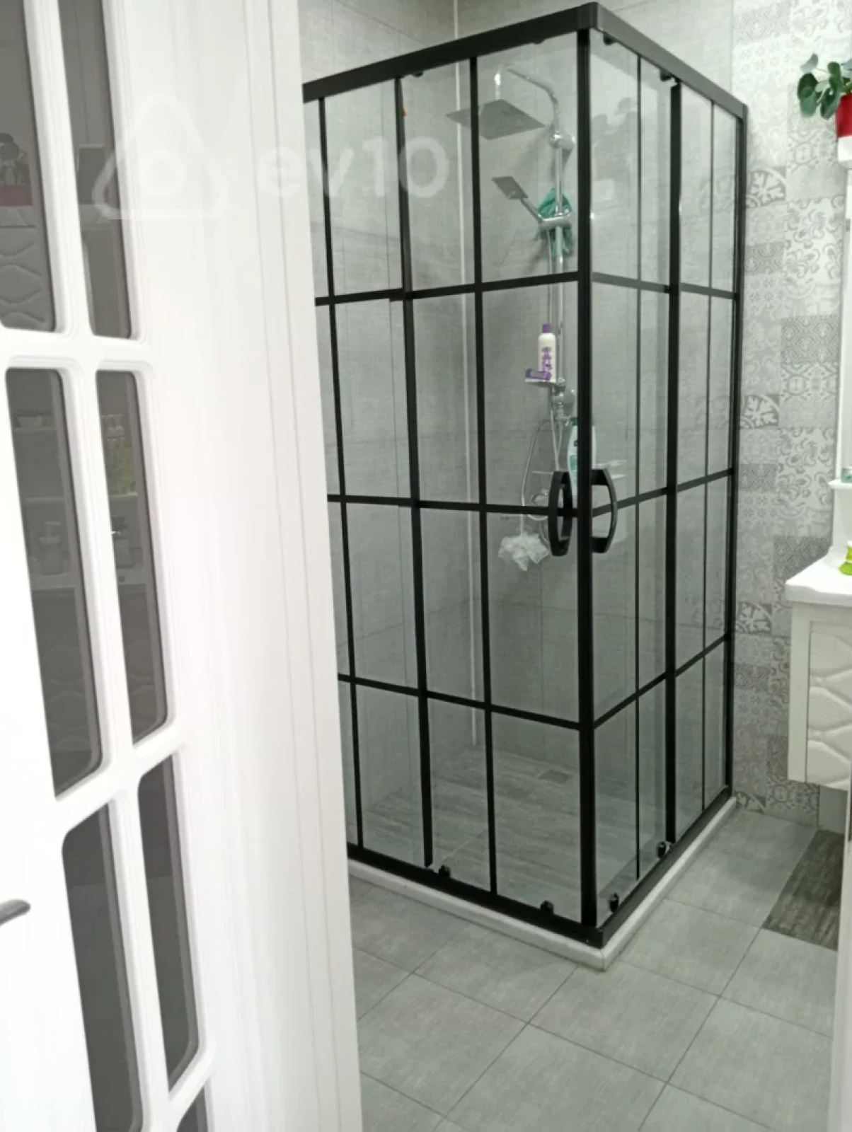 Kirayə verilir 2 otaqlı yeni tikili 65 m²