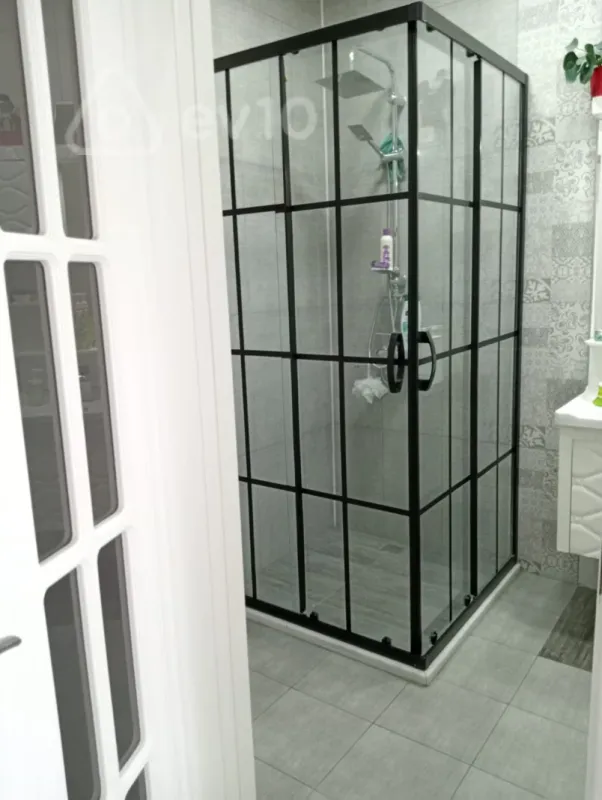 Kirayə verilir 2 otaqlı yeni tikili 65 m²