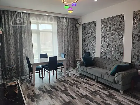 Kirayə verilir 2 otaqlı yeni tikili 65 m²