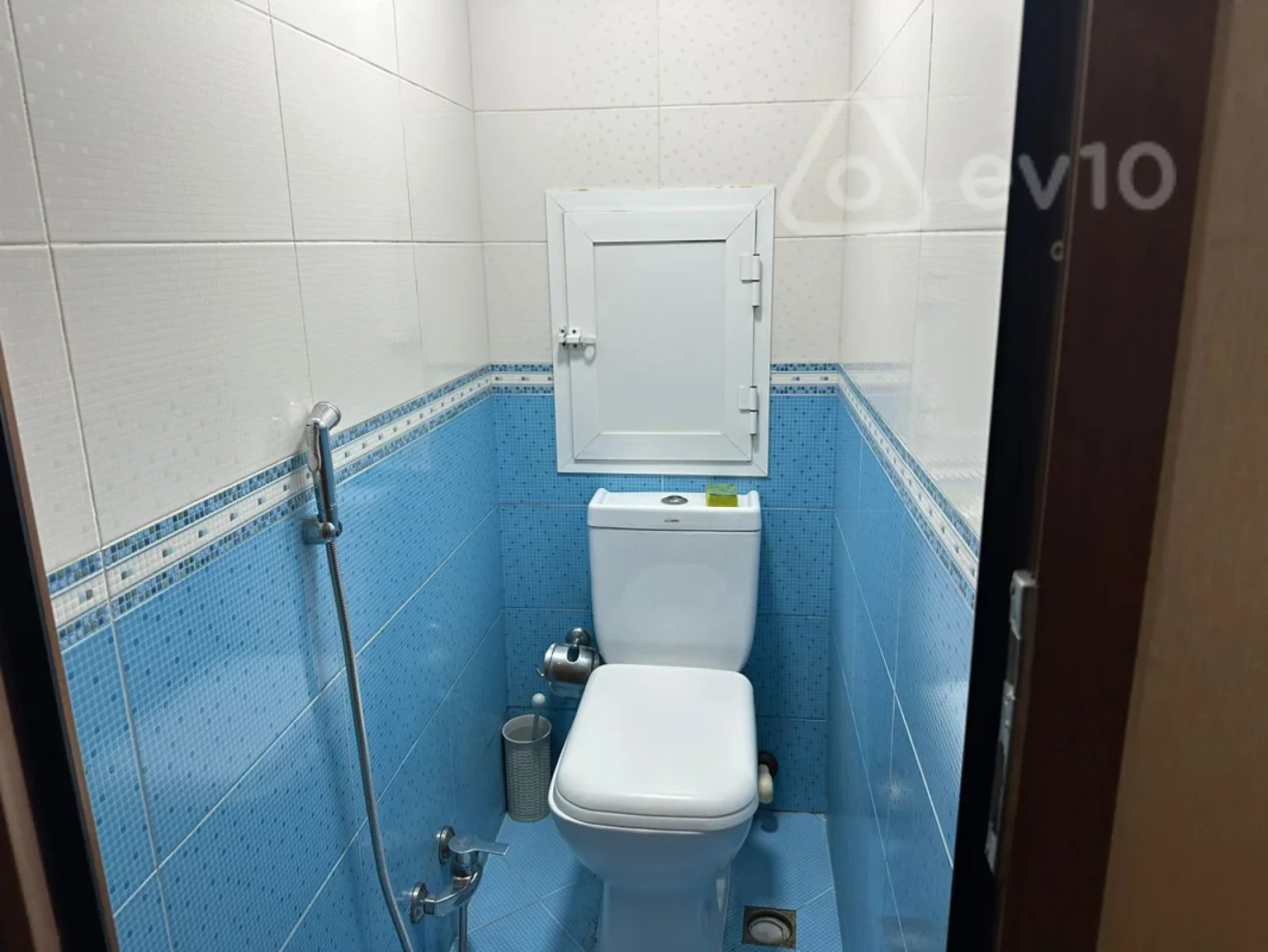 Kirayə verilir 3 otaqlı köhnə tikili 70 m²