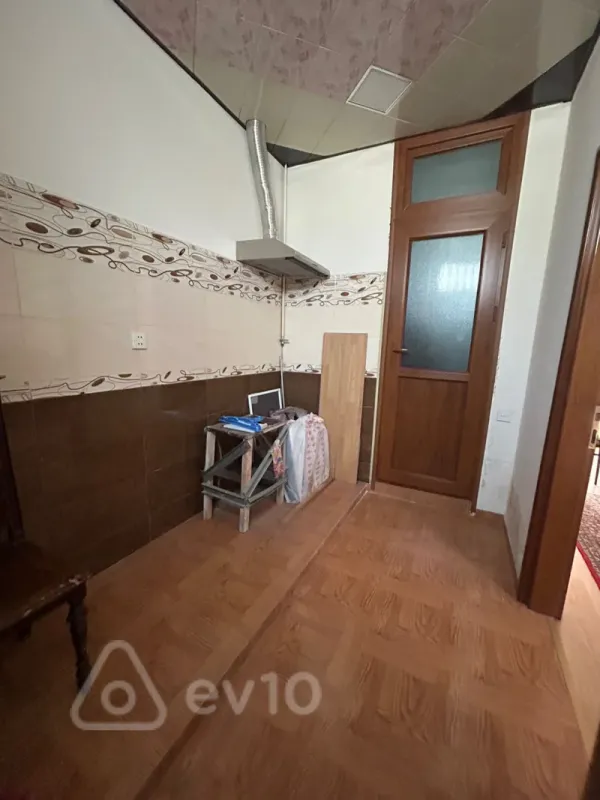 Kirayə verilir mənzil 42 m²