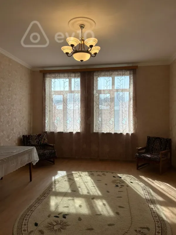 Kirayə verilir mənzil 42 m²