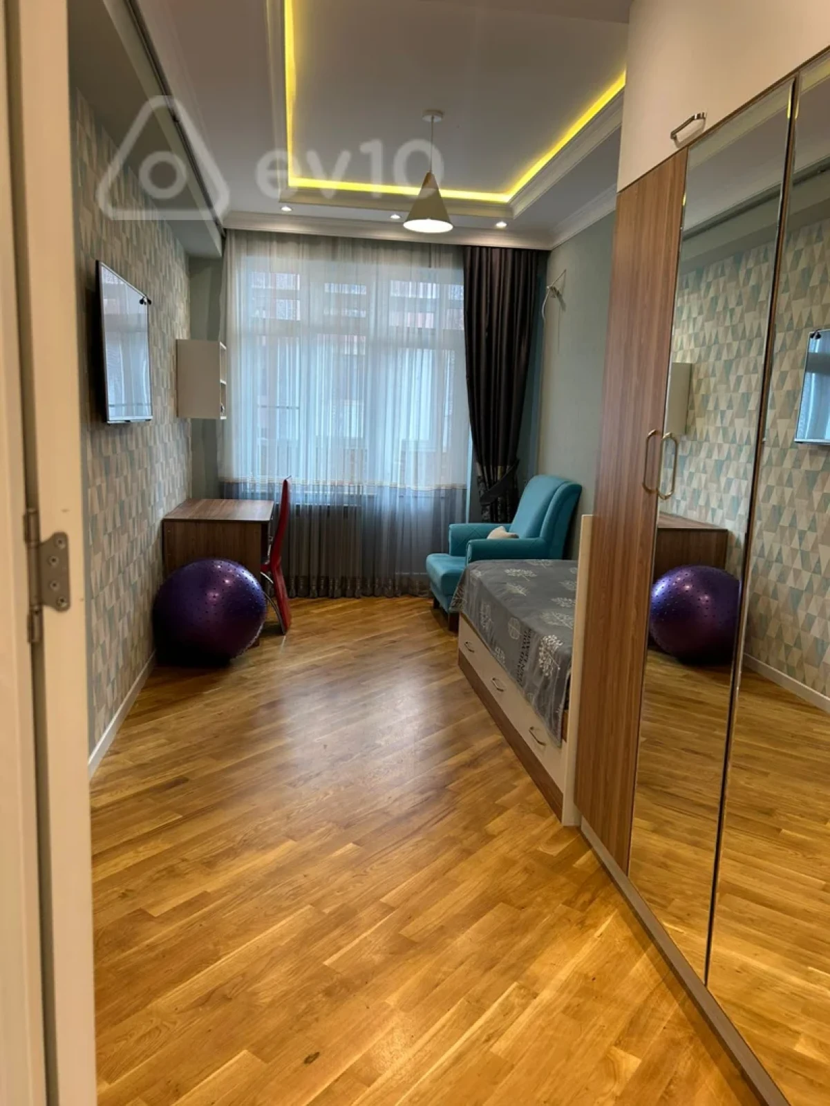 Satılır 4 otaqlı yeni tikili 136 m²