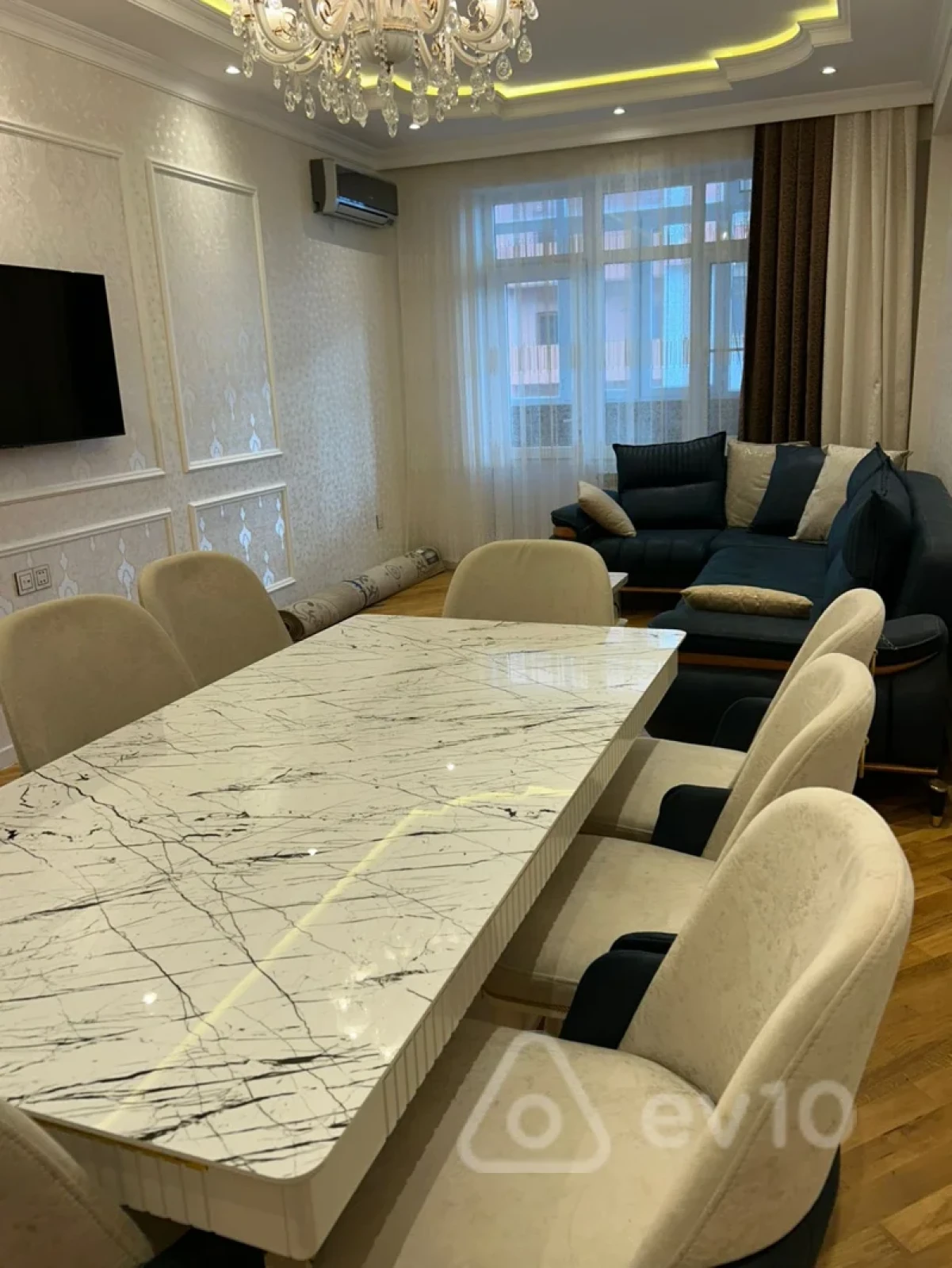 Satılır 4 otaqlı yeni tikili 136 m²