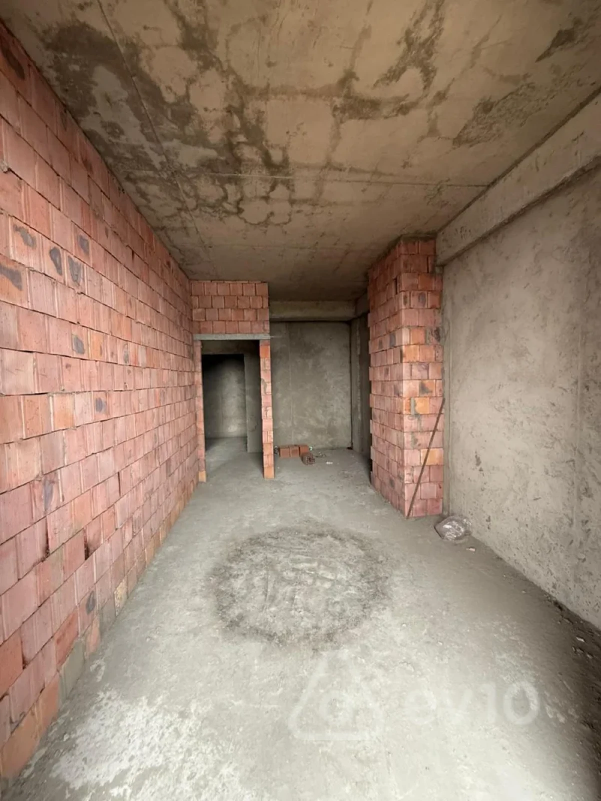 Satılır 2 otaqlı yeni tikili 53.4 m²