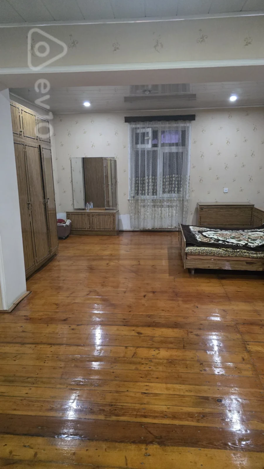 Kirayə verilir 4 otaqlı həyət evi 100 m²