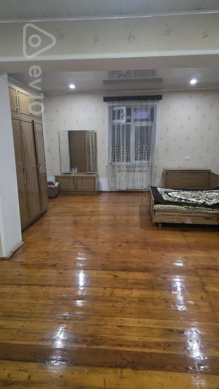 Kirayə verilir 4 otaqlı həyət evi 100 m²