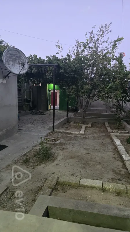 Kirayə verilir 4 otaqlı həyət evi 100 m²