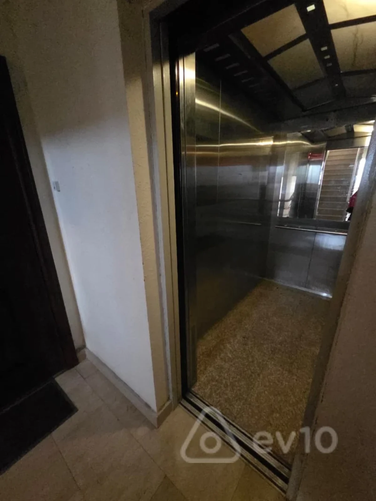 Kirayə verilir 3 otaqlı yeni tikili 90 m²