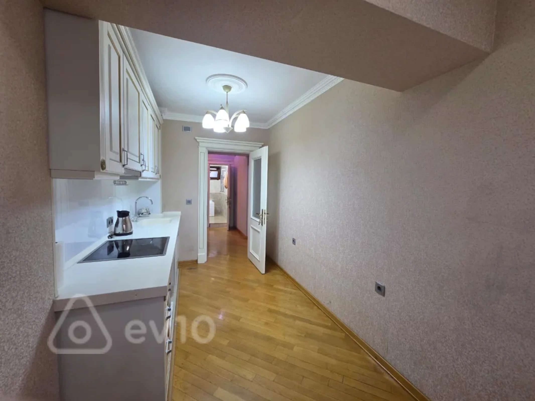 Kirayə verilir 3 otaqlı yeni tikili 90 m²