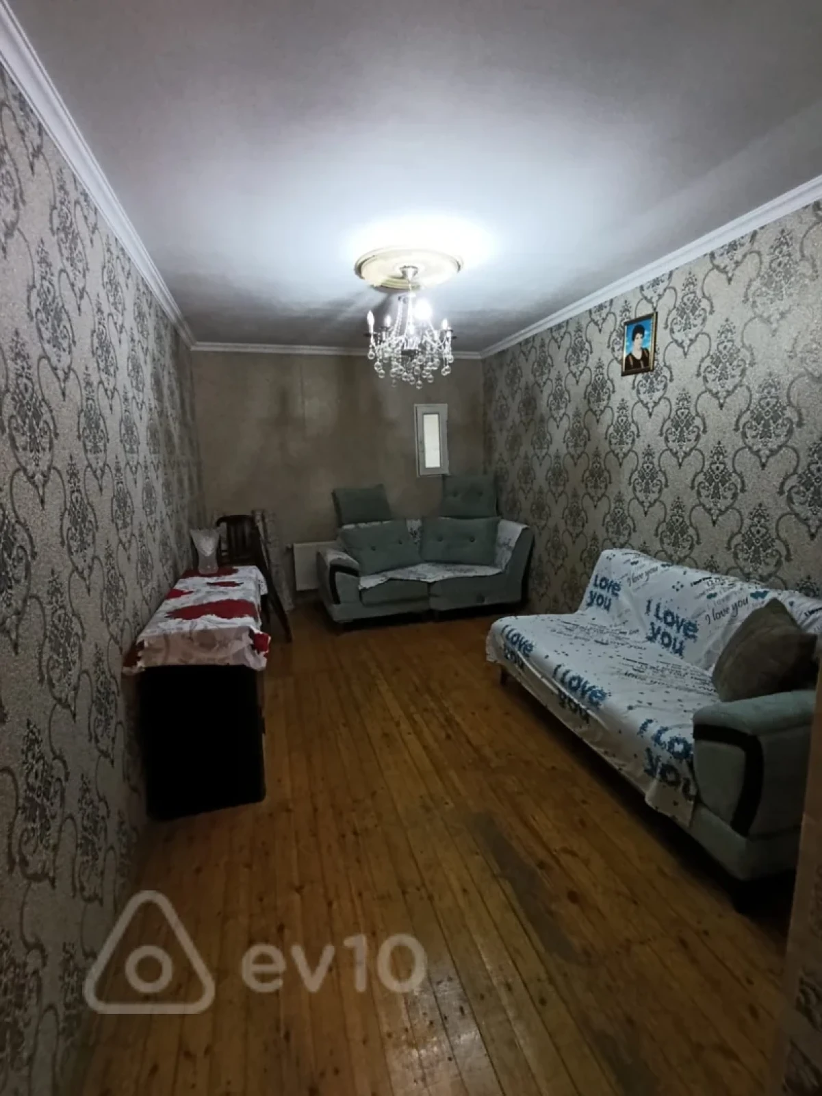 Kirayə verilir 2 otaqlı köhnə tikili 40 m²