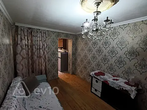 Kirayə verilir 2 otaqlı köhnə tikili 40 m²