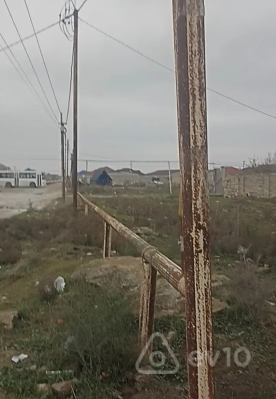 Satılır 6 otaqlı həyət evi 160 m²